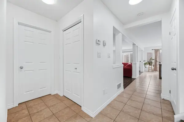 25 Wideman BLVD, Guelph, ON N1E 0J2