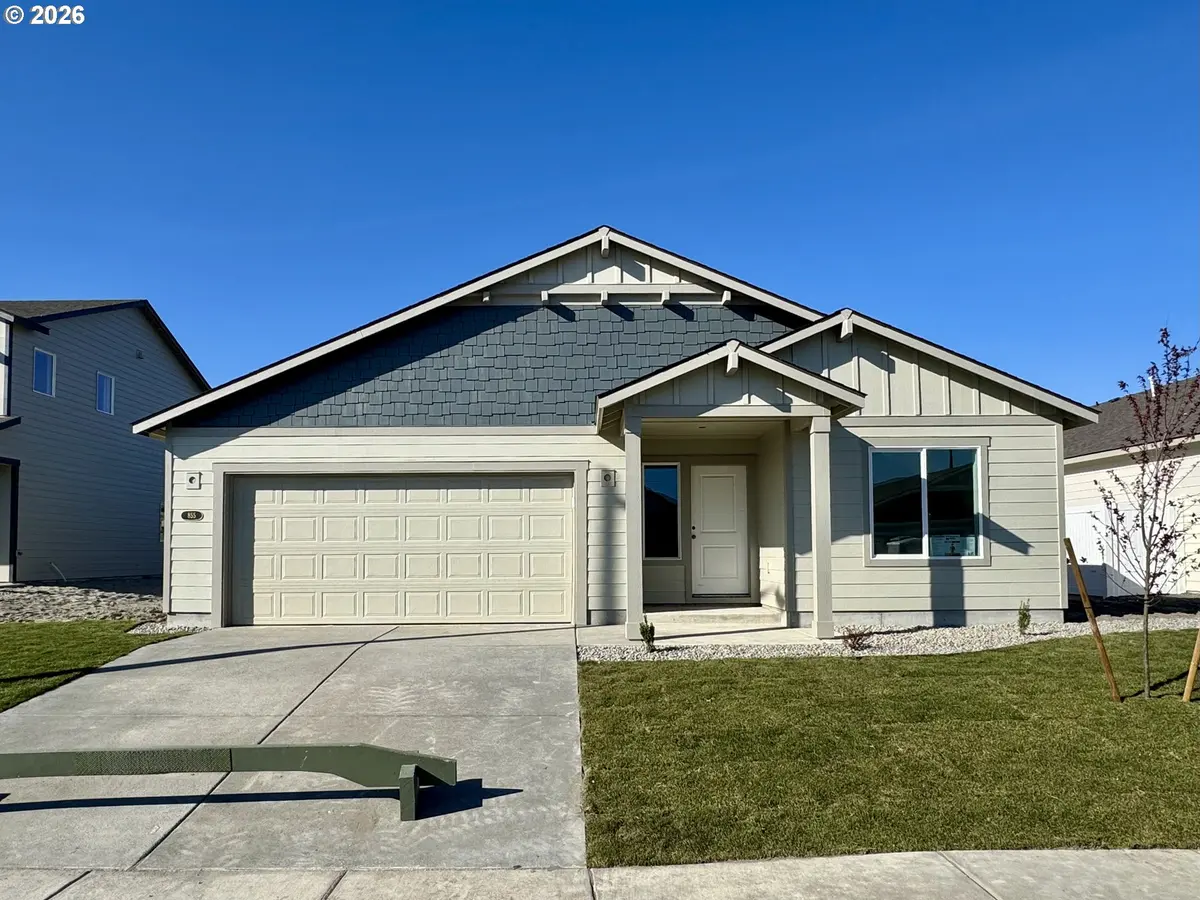 855 NE Laurel Springs DR, Hermiston, OR 97838
