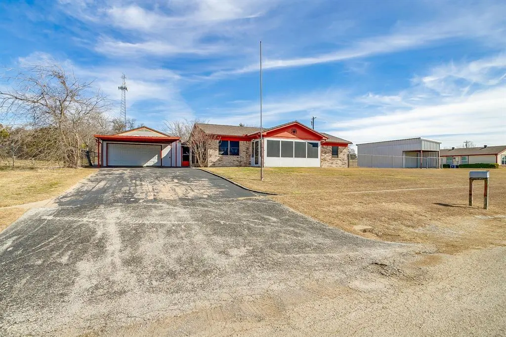 1504 Linda Lane, Weatherford, TX 76087