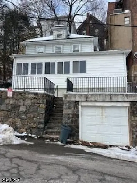 159 Plane St, Boonton Town, NJ 07005