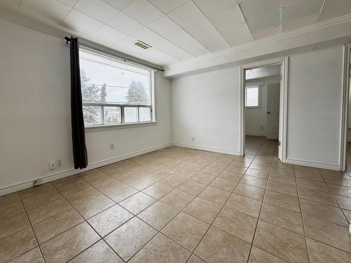 41 Essa RD S #2, New Tecumseth, ON L9R 1N6