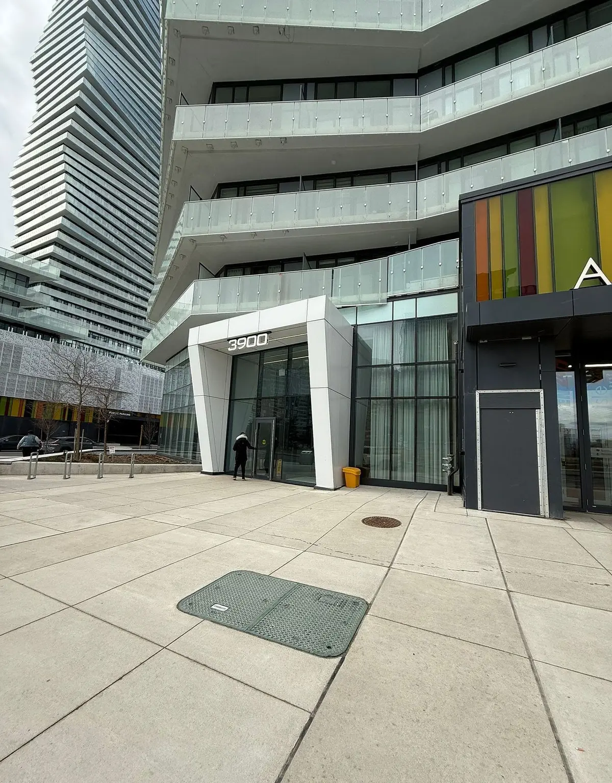 3900 Confederation Pkwy #212, Mississauga, ON L5B 0M3