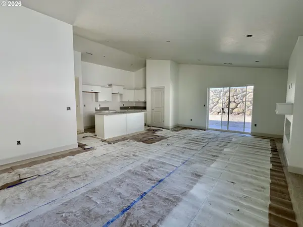 855 NE Laurel Springs DR, Hermiston, OR 97838