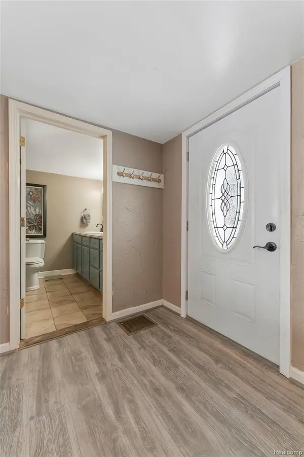 26560 26 Mile RD, Chesterfield Township, MI 48051