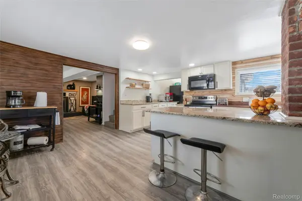 26560 26 Mile RD, Chesterfield Township, MI 48051