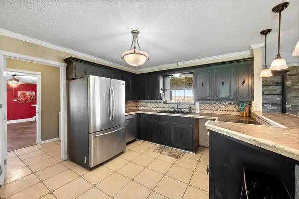 7956 County Road 4060, Blooming Grove, TX 76626