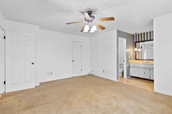 2230 Meadow Glen Drive, Garland, TX 75044