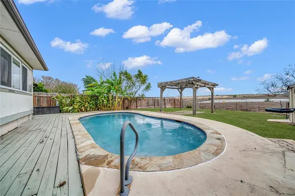 1133 Lago Vista Street, San Marcos, TX 78666