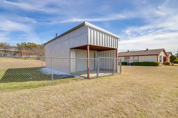 1504 Linda Lane, Weatherford, TX 76087