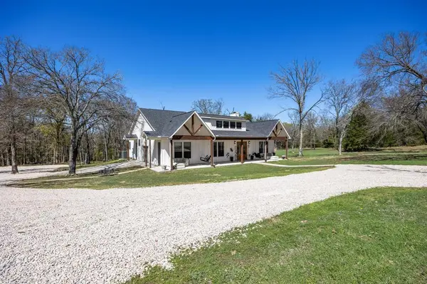 19001 County Road 334, Quinlan, TX 75474