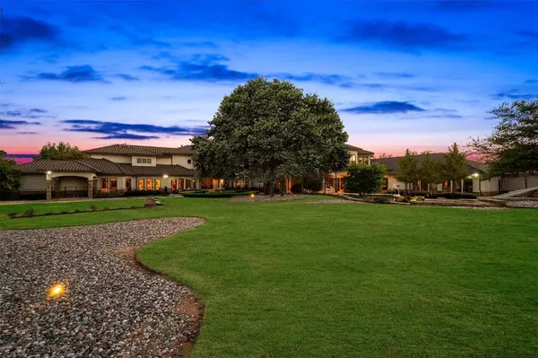 940 W Dove Road, Southlake, TX 76092