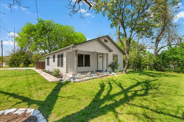 301 Isbell Road, Fort Worth, TX 76114