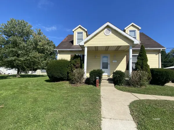 65 N Plains Rd,  The Plains,  OH 45780