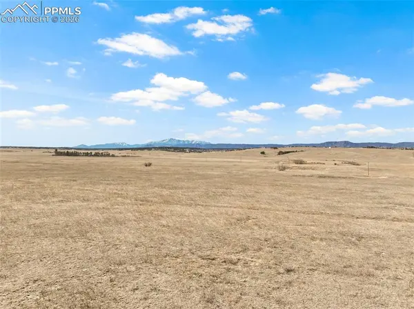 E County Line RD, Monument, CO 80132