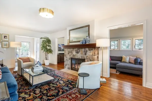 11 Valhalla Way, Verona Twp., NJ 07044