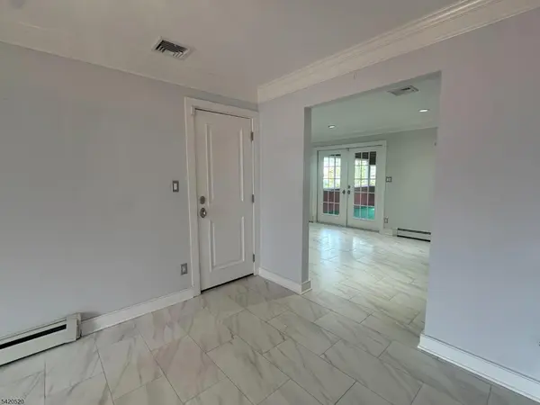 238 Eagle Rock Ave, Roseland Boro, NJ 07068