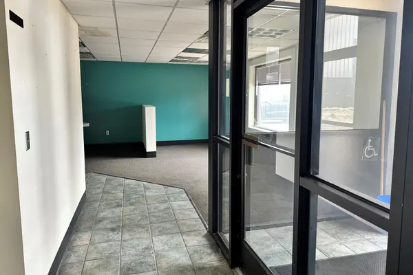 420 N Whitehall RD #E, North Muskegon City, MI 49445