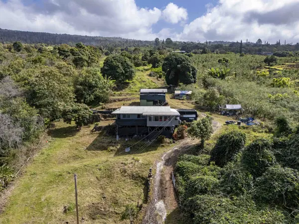 84-5186 MAMALAHOA HIGHWAY, Captain Cook, HI 96704