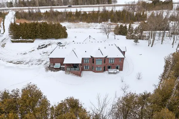 4199 Hwy 2 HWY, Clarington, ON L1B 0R5