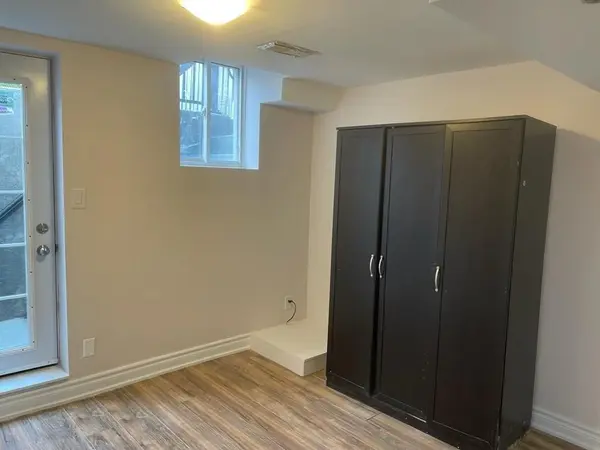 29 Nobbs DR #Bsmt, Ajax, ON L1T 4M1