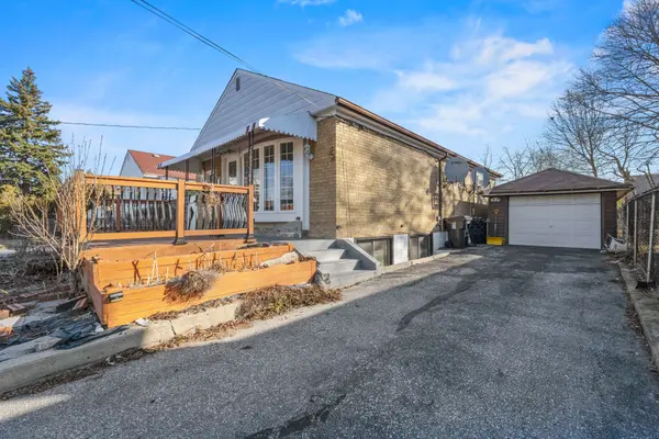 5 Hollingworth DR, Toronto E04, ON M1P 1E1