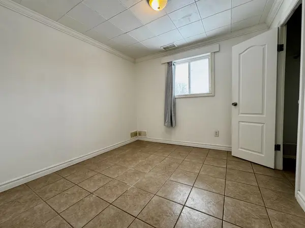 41 Essa RD S #2, New Tecumseth, ON L9R 1N6