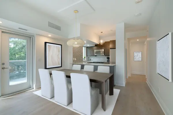 8302 Islington AVE #302, Vaughan, ON L4L 0E6