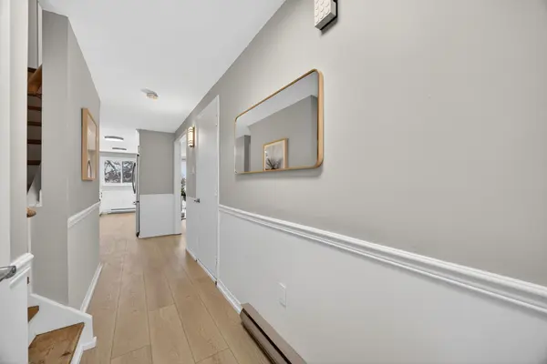 41 Hemingway CRES, Barrie, ON L4N 5G2