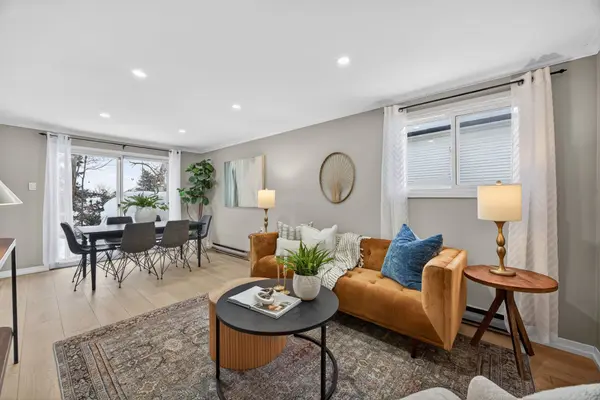 41 Hemingway CRES, Barrie, ON L4N 5G2