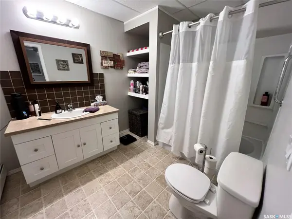 267 7th AVENUE NW, Swift Current, SK S9H 0Y9