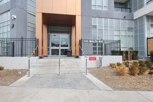 225 Malta AVE #1401, Brampton, ON L6Y 0B5