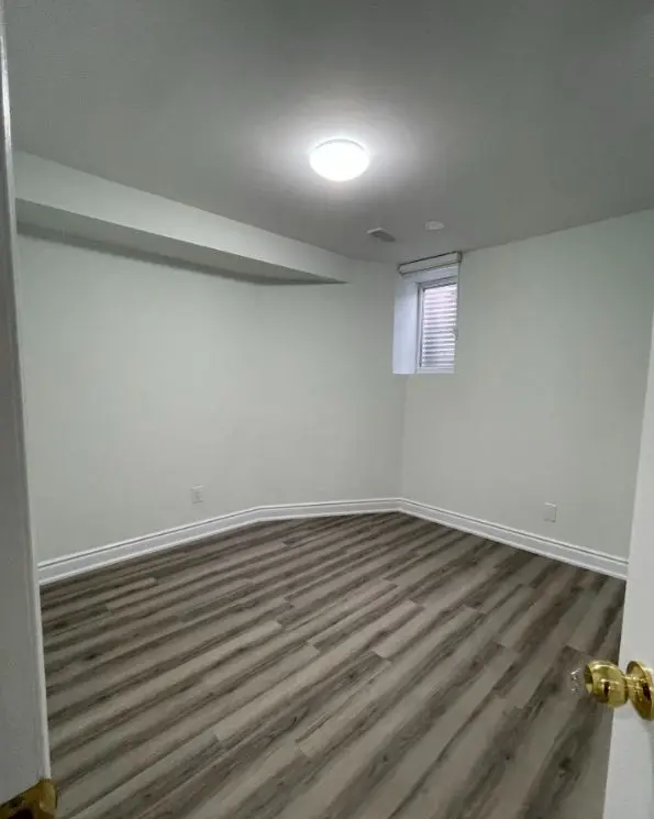 25 Giza CRES #Lower, Brampton, ON L6R 2R2