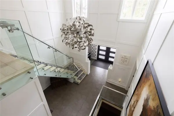 287 MacDonald RD, Oakville, ON L6J 2A6