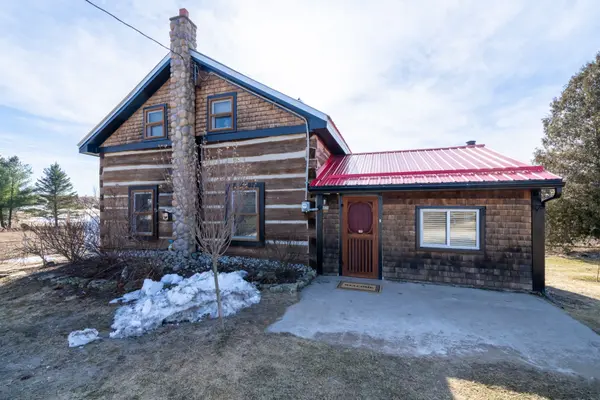 135458 8 Concession, Chatsworth, ON N0H 1K0