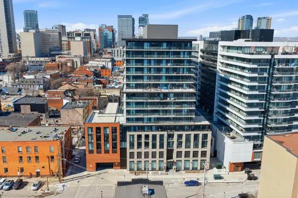 1 Jarvis ST #1317, Hamilton, ON L8R 3J2