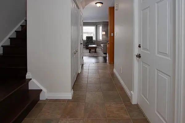 293 Huck CRES, Kitchener, ON N2N 3M8