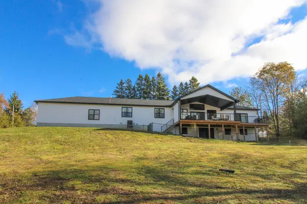 2 Ivy ST, Kawartha Lakes, ON K0L 2W0