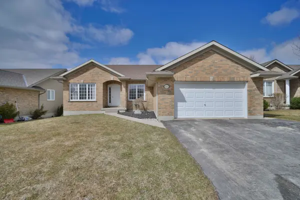 444 Grandview RD, North Huron, ON N0G 2W0