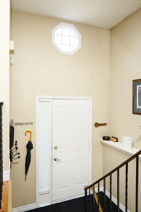 679 Mackechnie CRES, Cobourg, ON K9A 4Y1