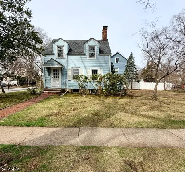 30 Stiles Ave, Morris Plains Boro, NJ 07950