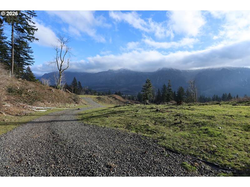 562 WOODARD CREEK RD, Stevenson, WA 98648