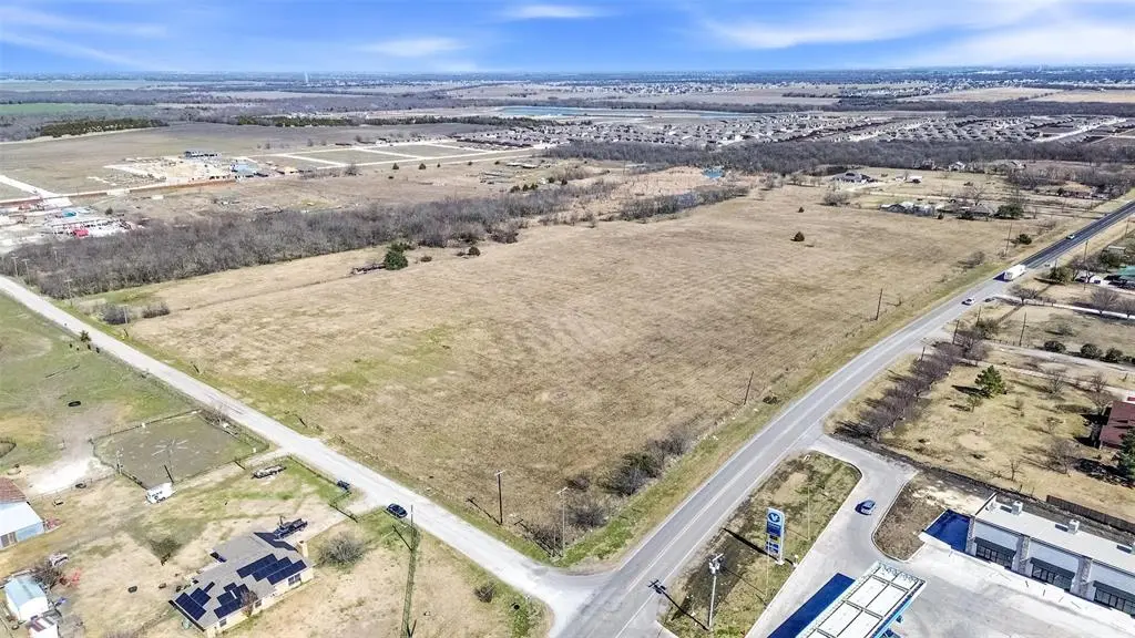 703 E Cook Street, Josephine, TX 75189