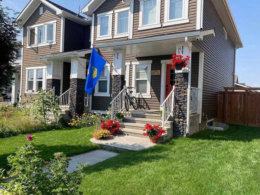 109 Heartland BLVD, Cochrane, AB T4C2R1