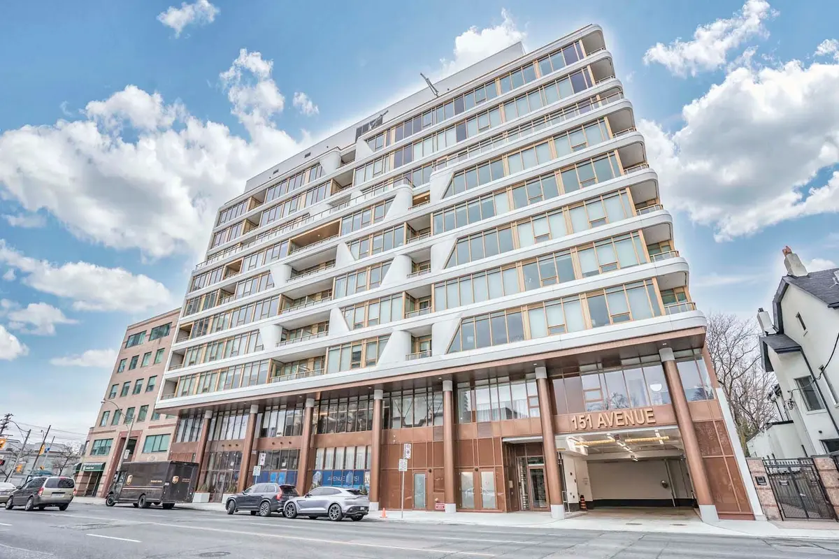 151 Avenue RD #205, Toronto C02, ON M5R 2H7