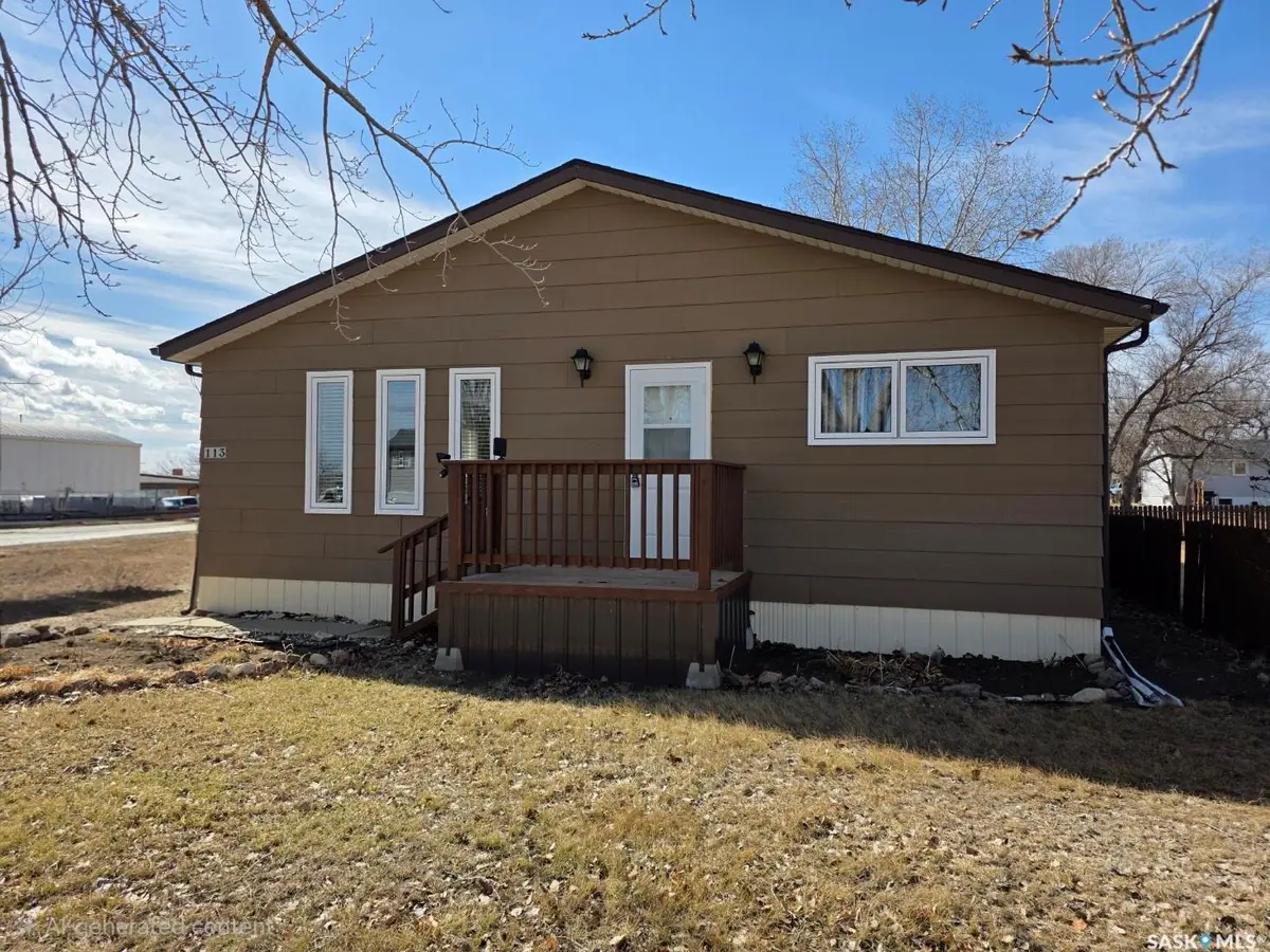 113 3rd STREET E, Mankota, SK S0H 2W0