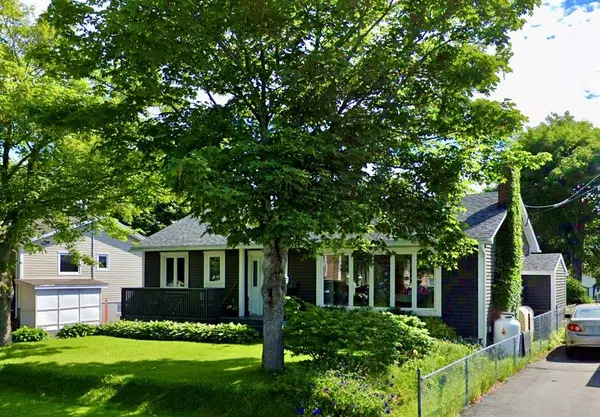 7 Churchill Avenue, Mount Pearl, NL A1N 1V5