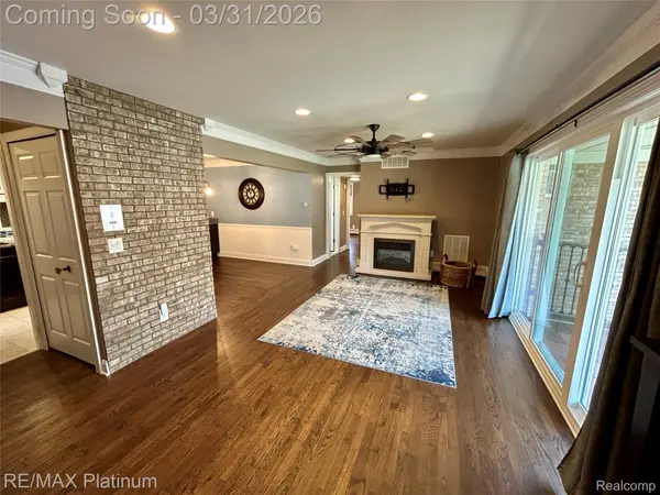 1229 Island DR #204, Ann Arbor, MI 48105