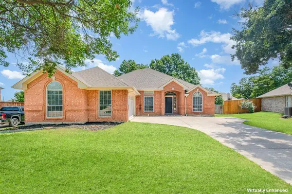 2624 Briargrove Drive,  Hurst,  TX 76054
