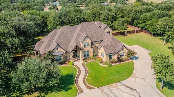 915 Timber Creek Drive, Stephenville, TX 76401