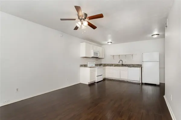 5722 Gaston Avenue #H, Dallas, TX 75214